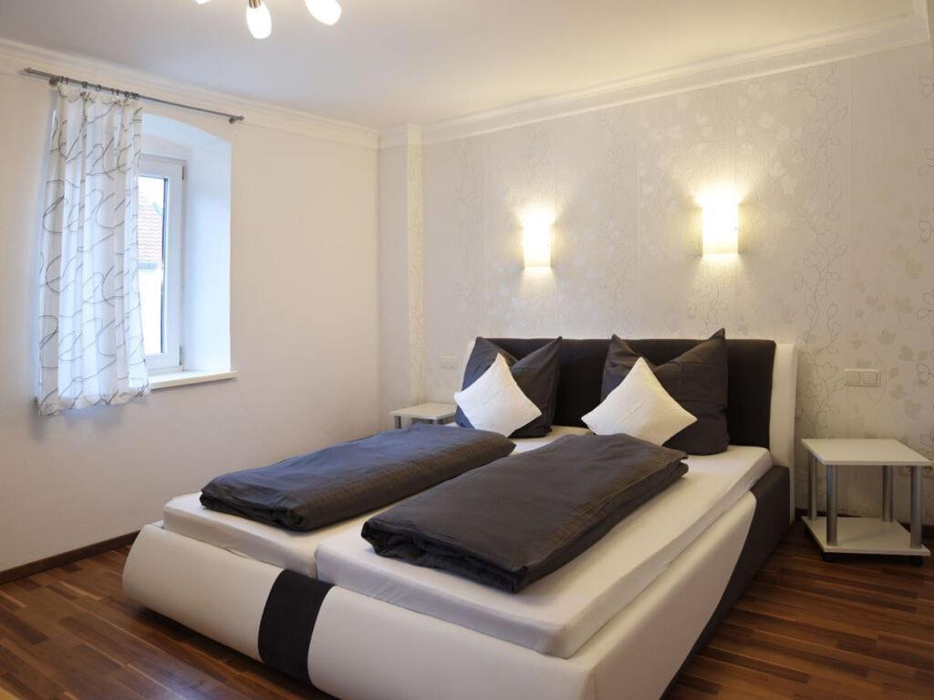 Charming Apartment In Himmelkron Exterior photo